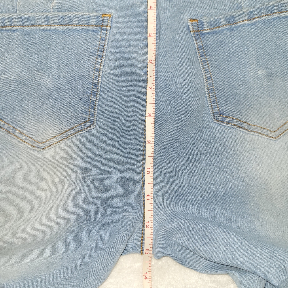 Embroidered Light Blue Jeans with Animal Design - Picture 4 of 13